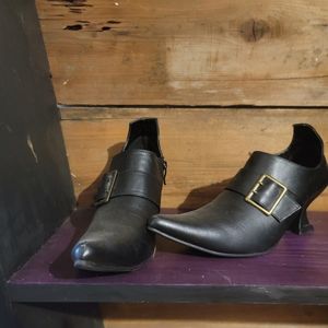 Ellie 301 Hazel Witch Shoe